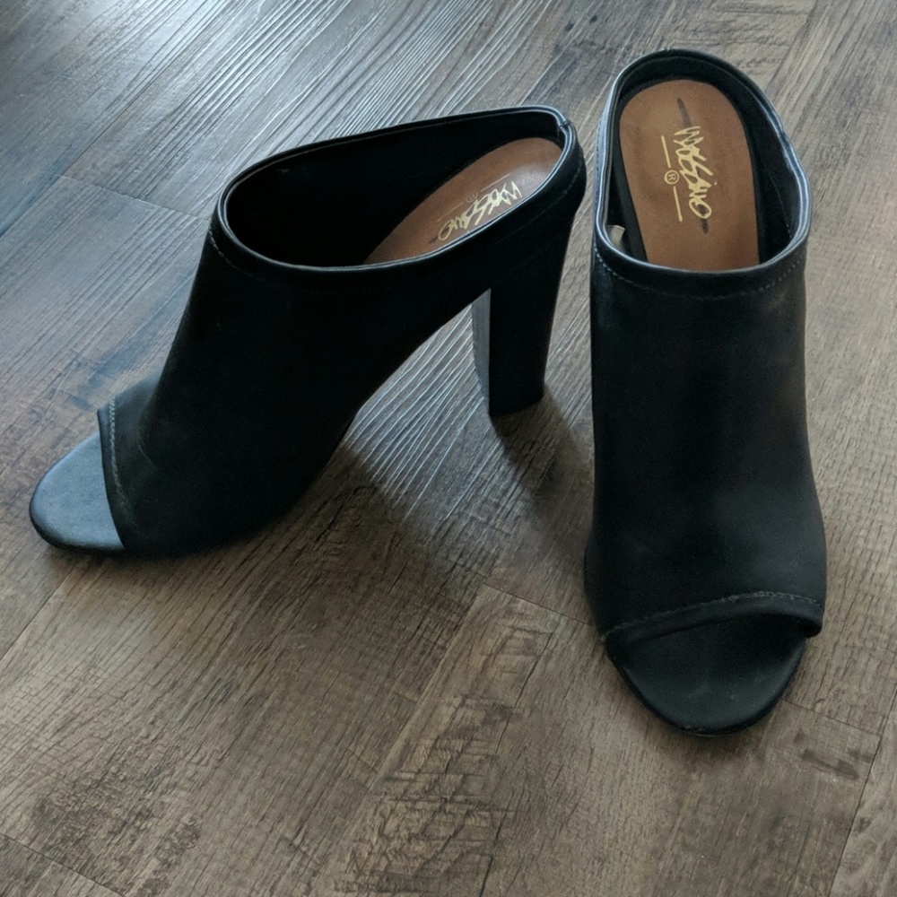 Mossimo Heels